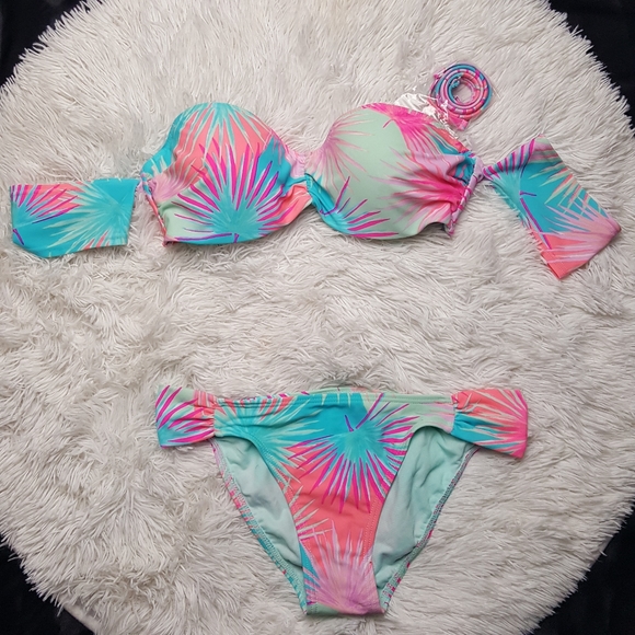 Xhilaration Bikini - Picture 2 of 11